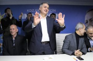 Bozkurt, partililerle bir araya geldi..