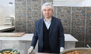 Bergama Belediyesi Aşevi’nden her gün 800 kişiye sıcak yemek