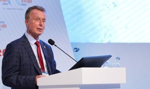 Hamilelikte bol su tüketimi büyük kıymet taşıyor