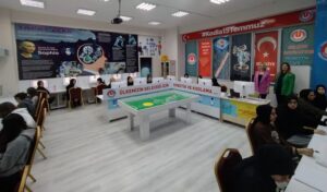 Aldoğan ve Akgül öğrencileri ziyaret ederek başarı diledi