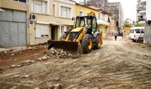 Seferihisar’ın yolları yenileniyor