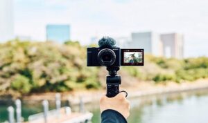 Sony, En Yeni Ultra Geniş Açılı Zoom Vlog Kamerası ZV-1 II’yi Duyurdu