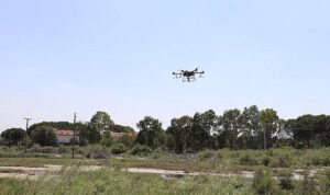 Burhaniye’de sinekle mücadelede yeni çözüm