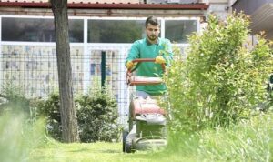 İnegöl’ün Yeşil Alanları Yaza Hazırlanıyor