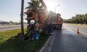 İZSU ekipleri bayramda da görev başında
