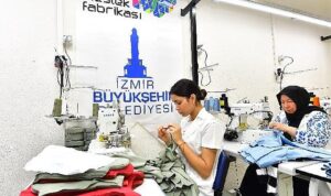 Altın İğne Projesi’yle kadınlar iş hayatına emin adım atıyor