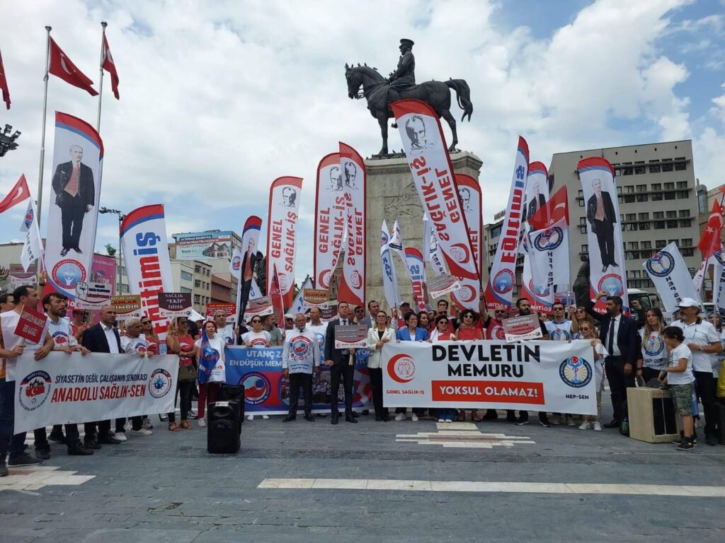 Ankara’da Memur Eylemi: “Sefalet Zammını Kabul Etmiyoruz!”