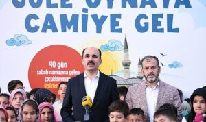 Başkan Altay “Güle Oynaya Camiye Gel Projesi”nde Çocukların Sabah Namazı Heyecanına Ortak Oldu