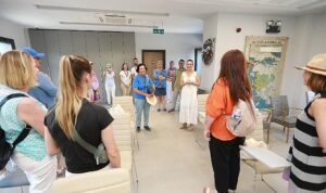 Efes Tarlası Yaşam Köyü Dünyaya açılıyor 