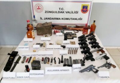 Devrek’te baskın yapılan evden çok sayıda uyuşturucu çıktı