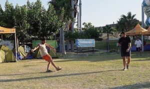 İzmir Büyükşehir’in ücretsiz gençlik kampları büyük ilgi görüyor