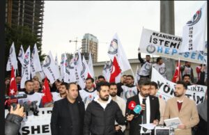 YÖK Önünde Neler Oluyor ?