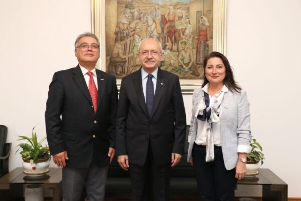 Muhittin Dikmen, Kemal Kılıçdaroğlu’nu ziyaret etti