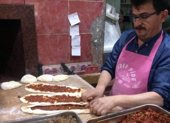 Pideci Şeref adıyla tanınan FETÖ’cü hayatını kaybetti