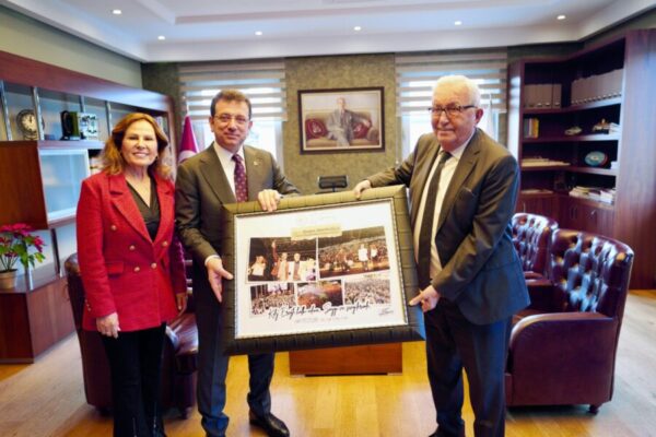 İMAMOĞLU: KDZ. EREĞLİ’Yİ VE KDZ. EREĞLİ HALKINI SEVİYORUZ.