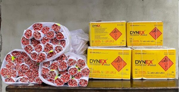 Kilimli’de 108 kg ağırlığında dinamit ele geçirildi