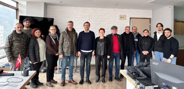 Amca: “CHP’yi bölmek için 3. partiye gerek yok!”