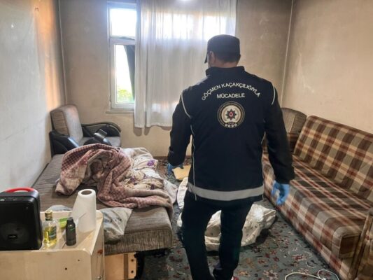 Emniyet ekiplerinden kaçak göçmenlere operasyon