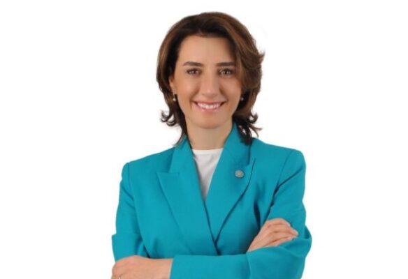 İpte bir halka daha koptu…