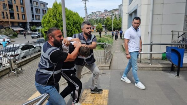 Bıçaklı saldırıdaki katil tutuklandı