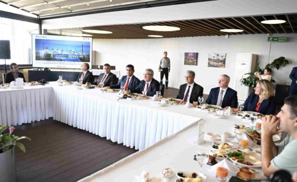 “Erdemir varolduğu sürece Ereğli ile birlikte gelişecek”