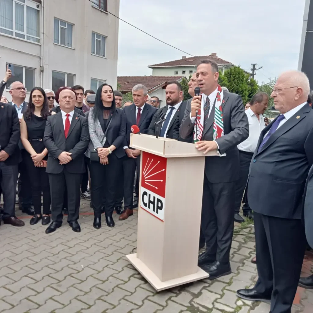 CHP’li Başarır Düzce'de “Parayı sevsek AK Parti'ye geçerdik” dedi