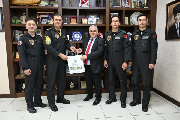 SOLOTÜRK Ekibinden Kdz. Ereğli Belediyesi'ne ziyaret